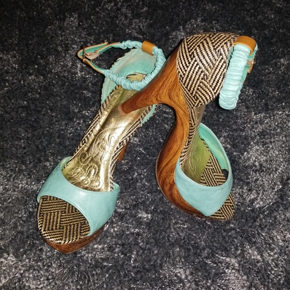Mona Mia Sandals